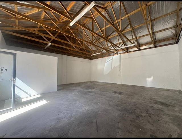 BUSINESS PROPERTY TO RENT IN FAIRVIEW